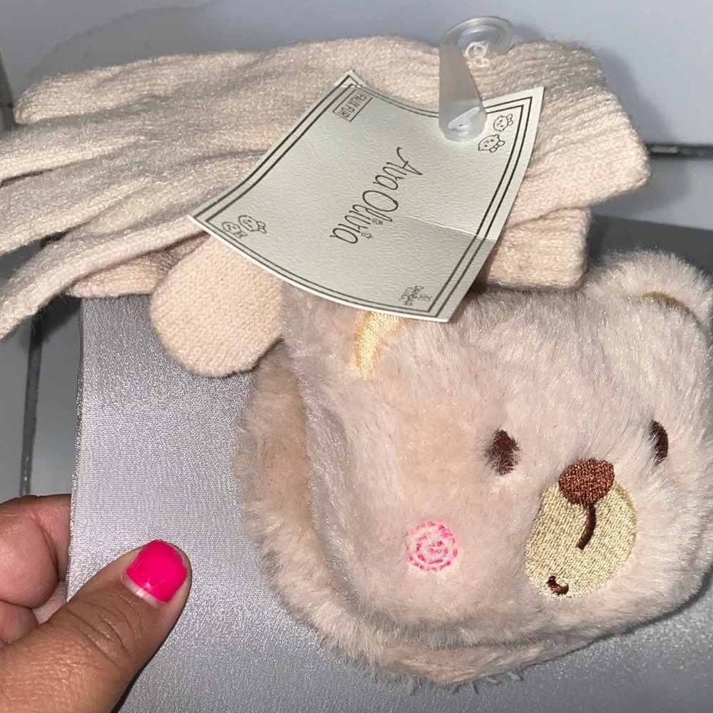 Kids Cream/Tan bear gloves and eat muffs set faux fur